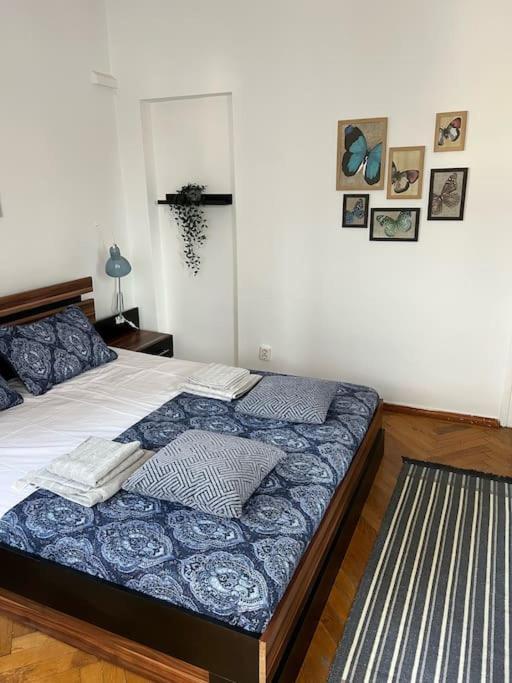 Apartament Ultracentral Universitate Bukarest Eksteriør billede